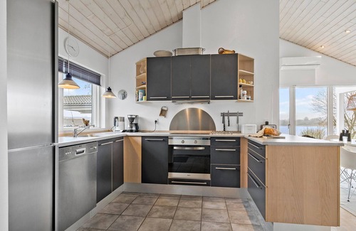 Diernæs House | Nice home in Haderslev with lake view