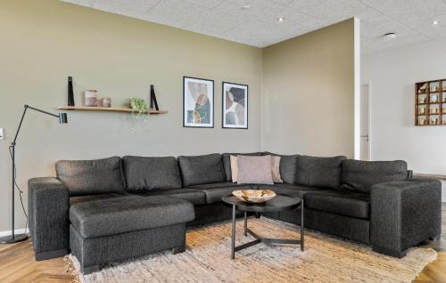 Helberskov Strand House | Nice Home In Hadsund With Wifi