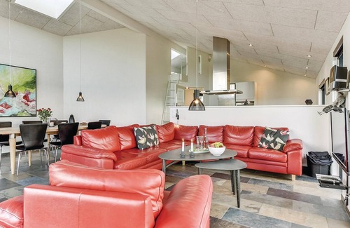 Henne Strand House | Nice home in Henne with kitchen