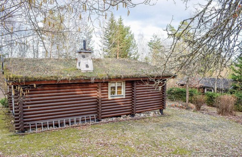 Skurebo House | Nice home in Högsby with kitchen