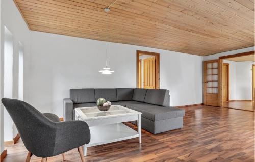 Jerup House | Nice Home In Jerup With Wifi