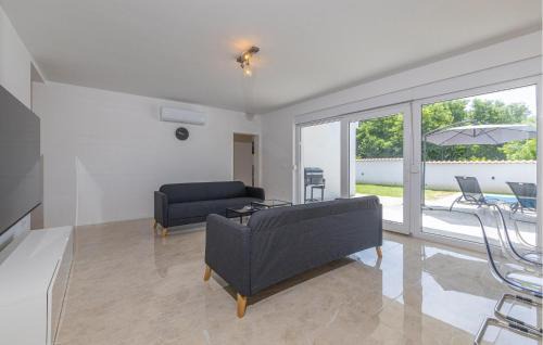 Kampor House | Nice Home In Kampor With Wifi