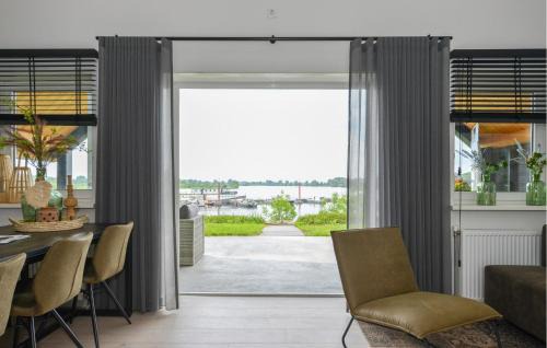 Kerkdriel House | Nice Home In Kerkdriel With Wifi