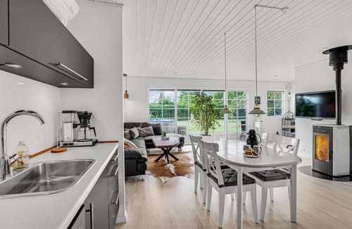 Kirke Hyllinge House | Nice home in Kirke Hyllinge with WiFi