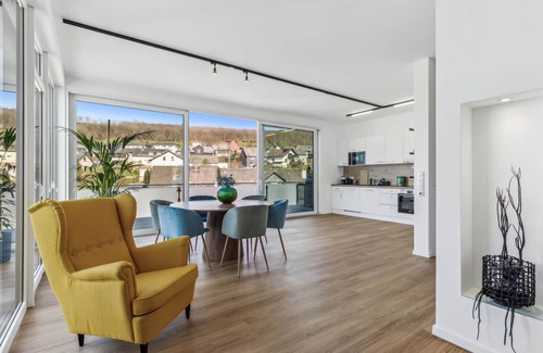Kirchen House | Nice home in Kirchen - Sieg with WiFi