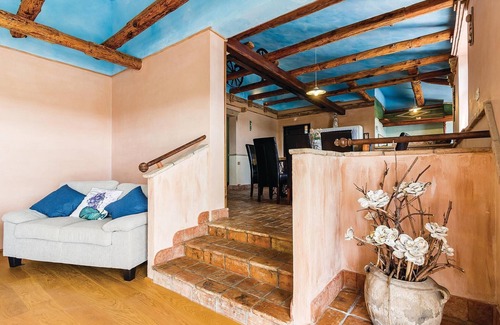 Peruski House | Nice home in Krnica with kitchen