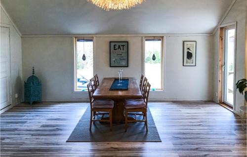 Rullan House | Nice Home In Långserud With Sauna