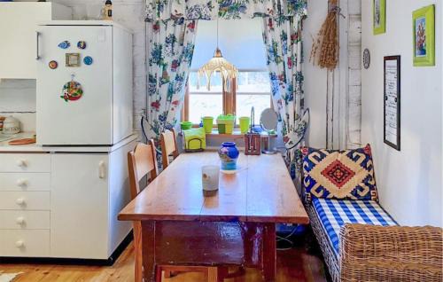 Lonsboda House | Nice Home In Lönsboda With Wifi