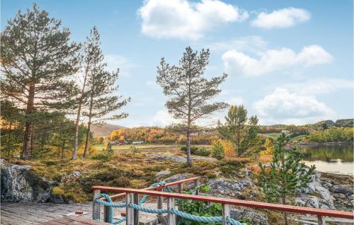 Olden House | Nice Home In Lysøysundet With Kitchen