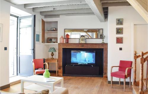 Montpezat House | Nice Home In Montpezat Dagenais With 3 Bedrooms, Wifi And Private Swimming Pool