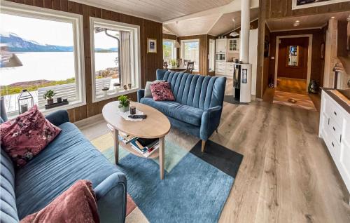 Nissedal House | Nice Home In Nissedal With Lake View