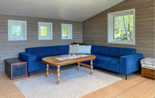 Ulstein Municipality House | Nice Home In Ørsta With Sauna