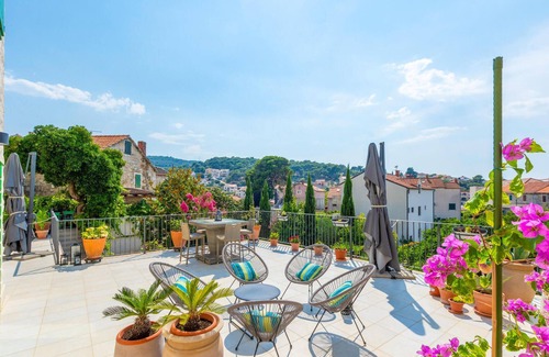 Postira House | Nice home in Postira with WiFi