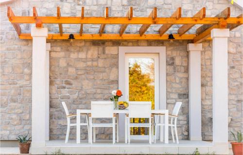 Puljane House | Nice Home In Puljane With Wifi