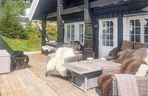 Atra House | Nice home in Rjukan with WiFi