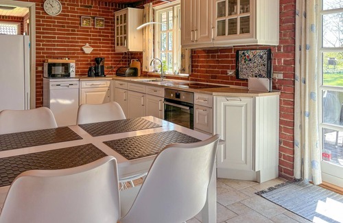Ronbjerg House | Nice home in Roslev with WiFi