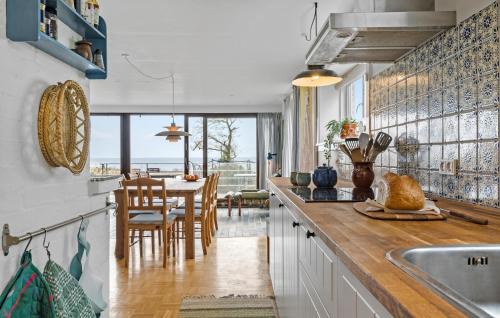 Bisserup House | Nice Home In Rude With Wifi