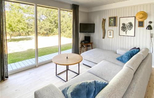 Marup House | Nice Home In Samsø With Kitchen
