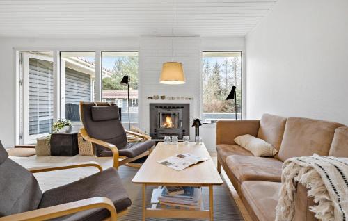 Sjllands Odde House | Nice Home In Sjællands Odde With Wifi