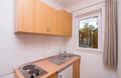 Slano House | Nice home in Slano with house sea view