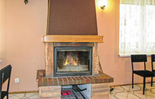 gmina Krzykosy House | Nice Home In Solec Wlkp, With Wifi