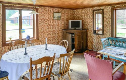Vimmerby Municipality House | Nice Home In Tjurstorp With Kitchen