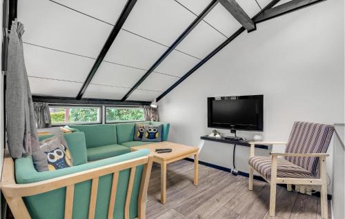 Arrild Ferieby House | Nice Home In Toftlund With Wifi