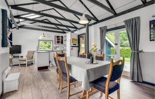Arrild Ferieby House | Nice Home In Toftlund With Wifi