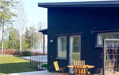 Vastervik House | Nice Home In Västervik With Wifi