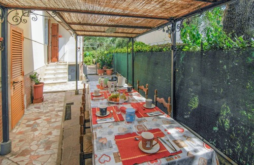 Querceta House | Nice home in Versilia