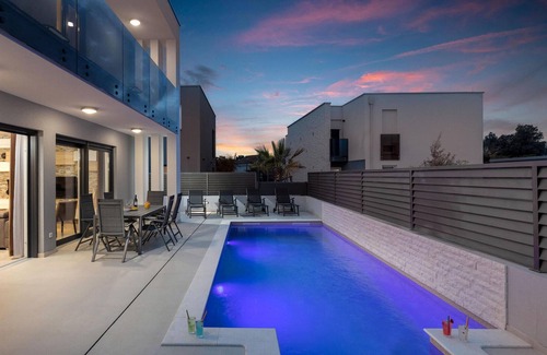Zaton House | Nice home in Zaton with WiFi
