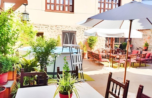 Villamanrique de Tajo Cottage | Nice house for 8-10 people at 50 Km from Madrid.