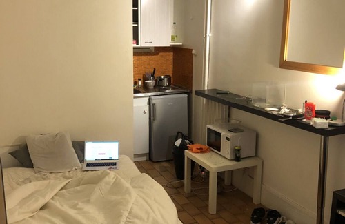 L'Europe Apartment | Nice Studio Ideally located in the 8th Arrondissement