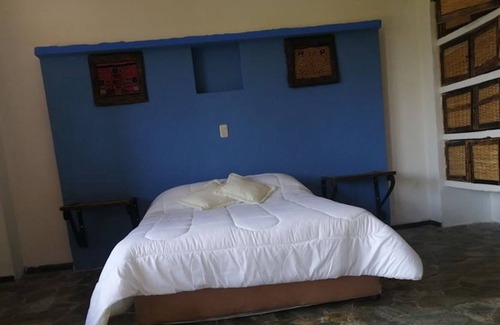 Quimbaya House | Nice Suite With Hamaca And Balcony In Front Of Panaca