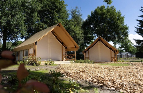 Kaatsheuvel House | Nice tentlodge with veranda, 2km from the Efteling