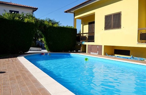 Freixo House | Nice vacation home with pool in Ponte de Lima!