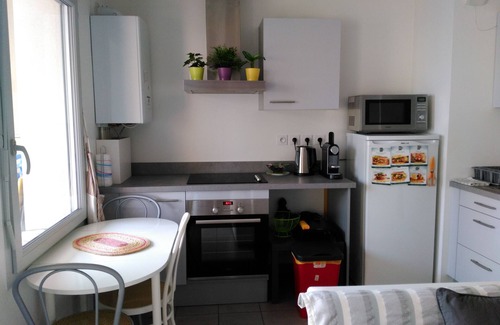 Saint-Priest Apartment | Nice very bright apartment F3 of 62.5 m² with private parking