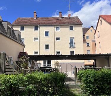 Links der Wertach-Sud Apartment | nice2be Schöpplerstr.