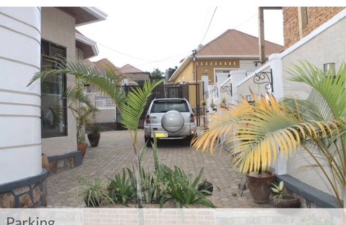 Kigali House | Nicely furnished 3 bedroom bungalow with a garden
