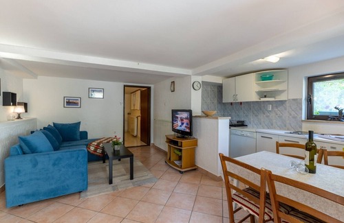 Brulo Apartment | Nicely furnished Apartment Dado V with Terrace