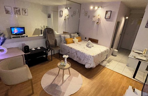 Carquefou Hotel | Nid D'or + Parking