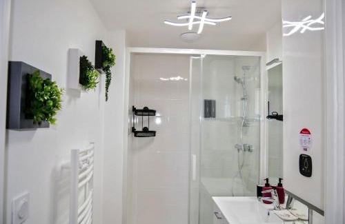 Amboise Apartment | Nid douillet tout équipé, 6 min château d'Amboise
