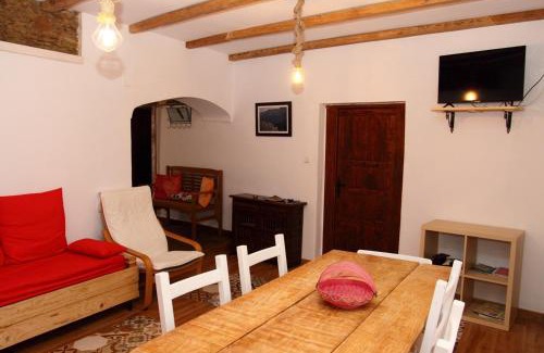 Torrejon El Rubio House | Nido Menas