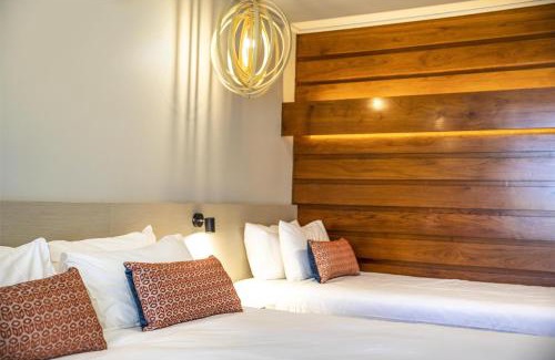 Corio Hotel | Nightcap at Gateway Hotel