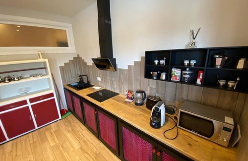 Donnini Apartment | NiGiNo house sleeps 6, private pool and garden