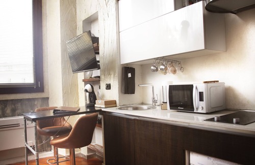 Porta Garibaldi Apartment | Nik Milan Stay - Urban Loft Moscova - Design Heart of Milan