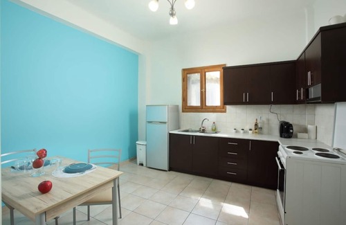 Nikaia-Agios Ioannis Rentis Apartment | Nikea apartments near Piraeus port and metro st I