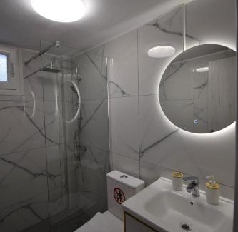 Elia Apartment | Nikiti Spathies Resort - Double Bedroom Sofita