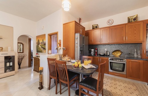 Asgourou Villa | Nila's Villa