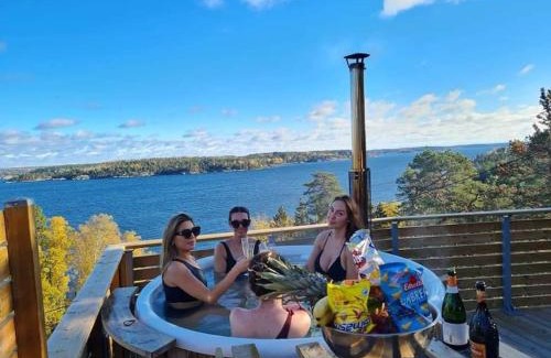 Tyreso O Other | Nils Bastu Spa och Övernattningstuga